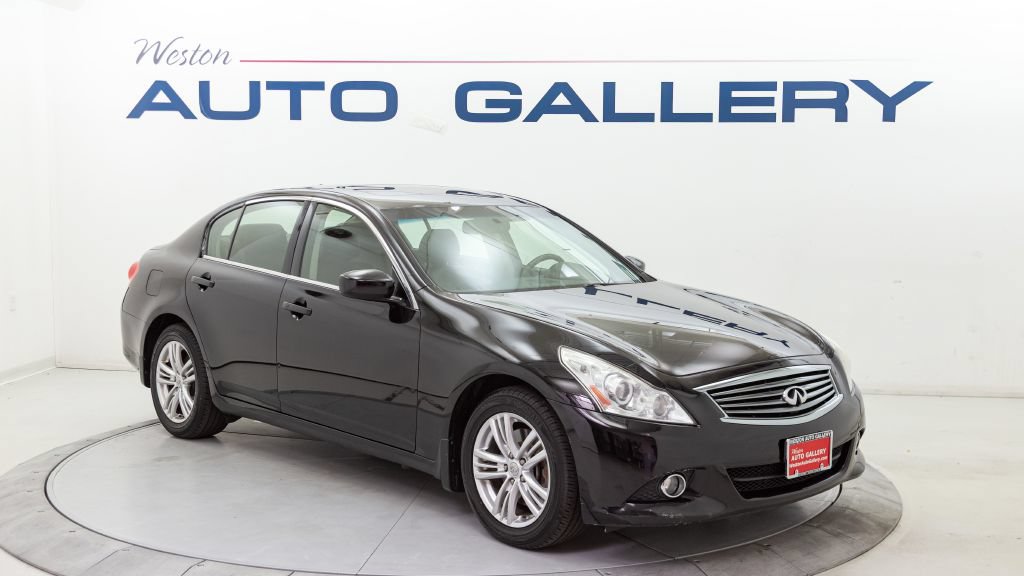 Used 2013 INFINITI G37 x Sedan w/ Premium Pkg AWD/4WD image 7