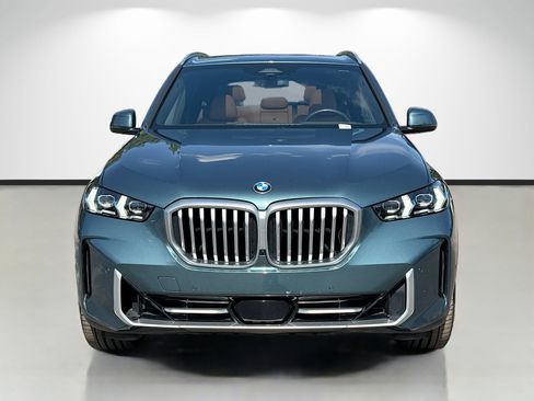 Used 2024 BMW X5 sDrive40i w/ Premium Package RWD image 8