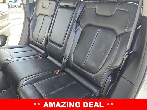 Used 2023 Jeep Grand Cherokee Limited image 14