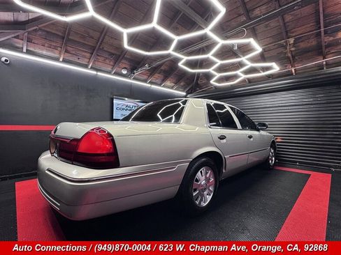 Used 2004 Mercury Grand Marquis LS RWD image 3
