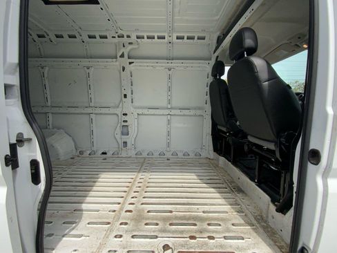Used 2025 RAM ProMaster 3500 w/ Convenience Group FWD image 11