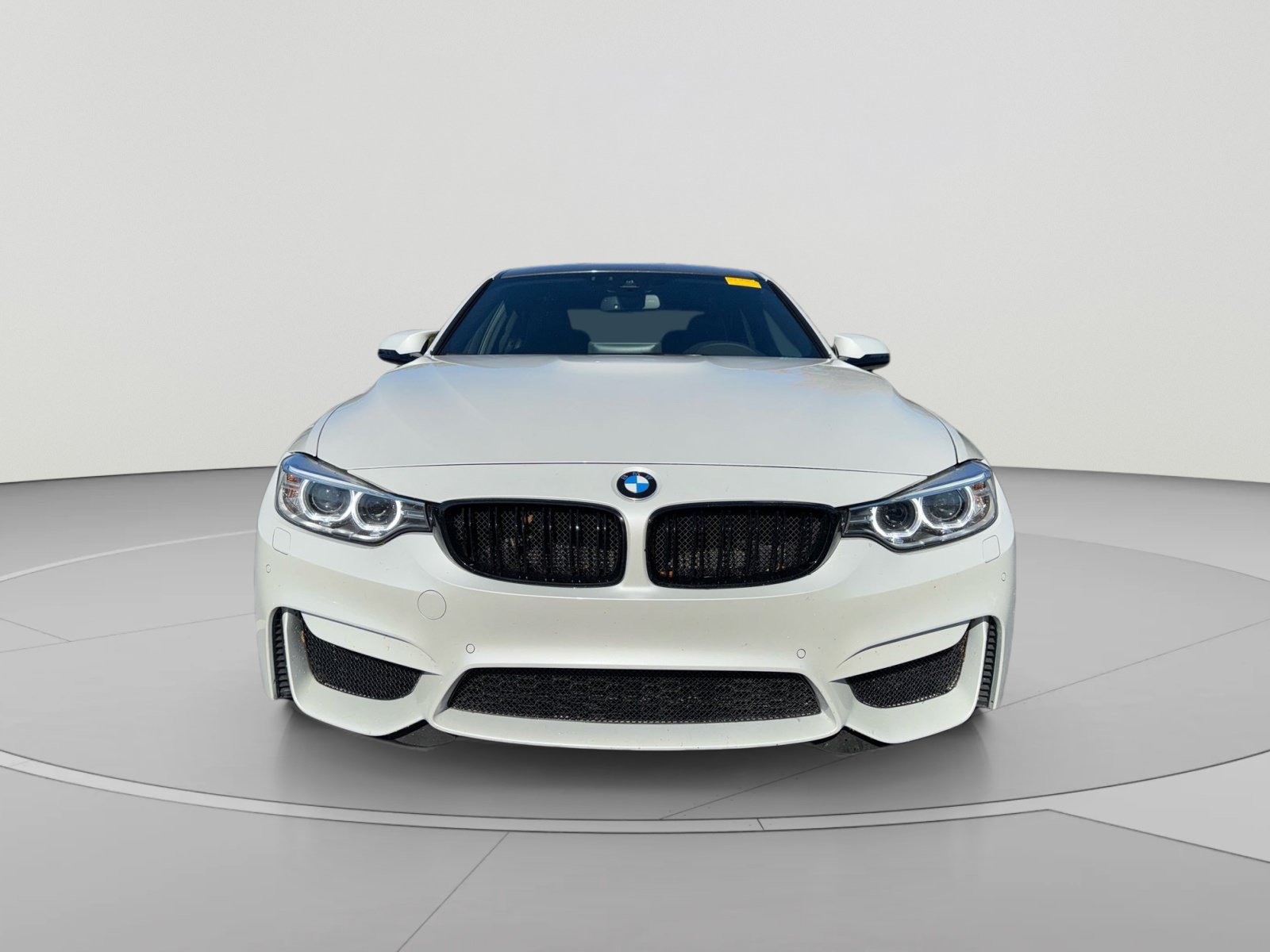 Used 2016 BMW M3 RWD image 4