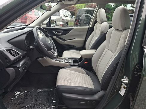 Certified 2023 Subaru Forester Premium AWD/4WD image 14