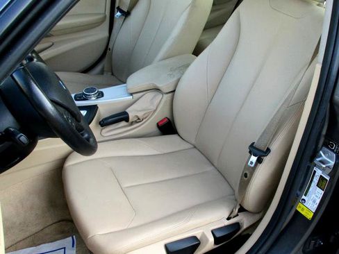 Used 2015 BMW 320i Sedan image 9