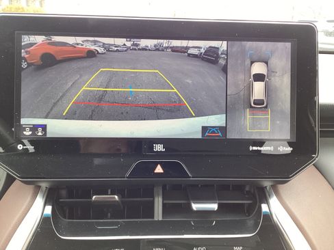 Used 2021 Toyota Venza Limited w/ Advanced Technology Package image 23