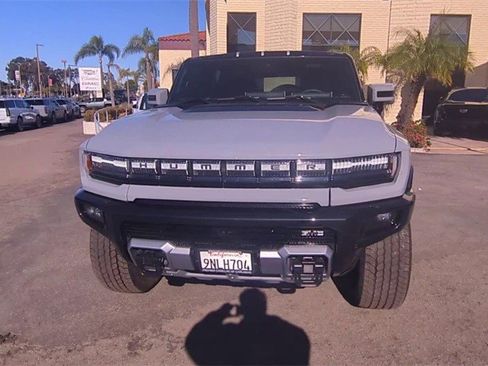 Certified 2024 GMC Hummer EV 2X image 3