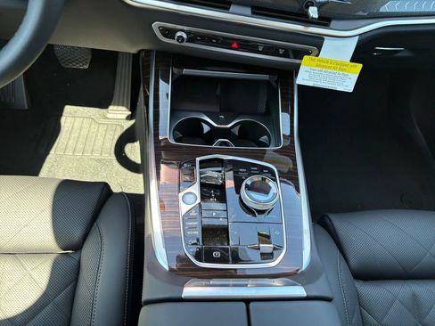 New 2027 BMW X7 xDrive40i w/ Premium Package AWD/4WD image 11