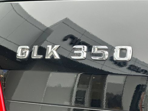Used 2011 Mercedes-Benz GLK 350 4MATIC image 22