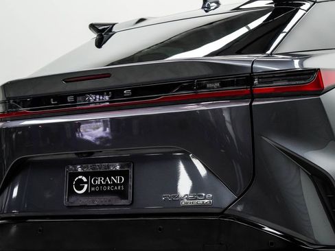 Used 2023 Lexus RZ 450e Premium w/ Cold Area Package AWD/4WD image 9