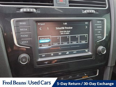 Used 2017 Volkswagen GTI SE image 23