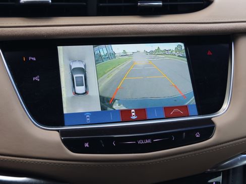 Used 2019 Cadillac XT5 Platinum image 29