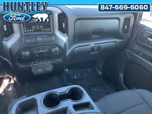 Used 2019 Chevrolet Silverado 1500 Custom Trail Boss w/ Custom Convenience Package image 16