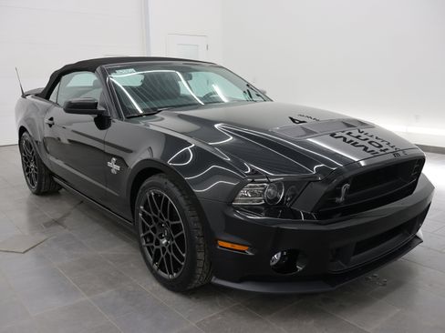 Used 2013 Ford Mustang Shelby GT500 image 46