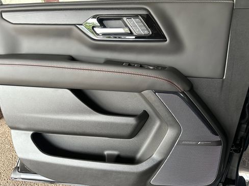 New 2026 GMC Yukon XL AT4 Ultimate w/ LPO, Floor Liner Package AWD/4WD image 30
