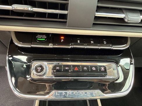 New 2026 Lincoln Corsair Premiere FWD image 28