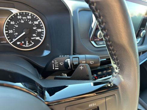 Used 2021 Nissan Rogue SL image 33