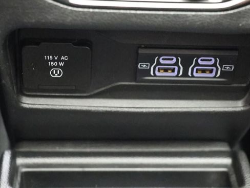 Used 2023 Jeep Grand Cherokee L Limited w/ Luxury Tech Group II image 12