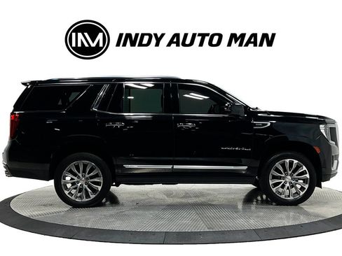 Used 2021 GMC Yukon Denali w/ Denali Premium Package AWD/4WD image 3