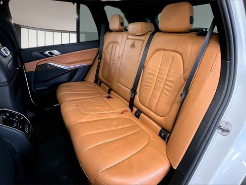 Used 2022 BMW X5 xDrive40i w/ Executive Package image 20