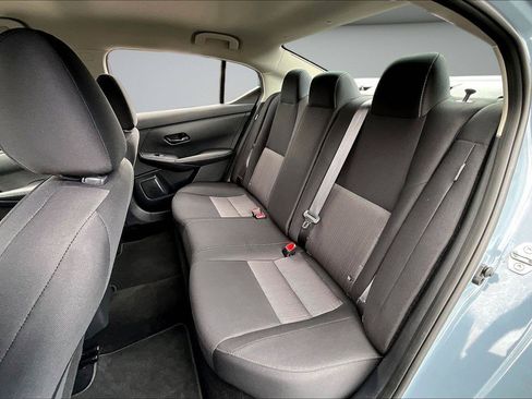 Used 2025 Nissan Sentra SV w/ All-Weather Package FWD image 22