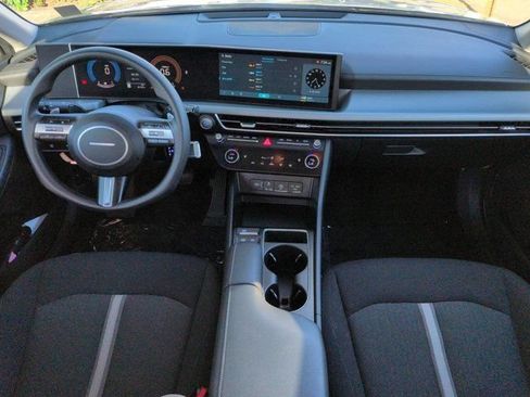 Used 2025 Hyundai Sonata SEL FWD image 13