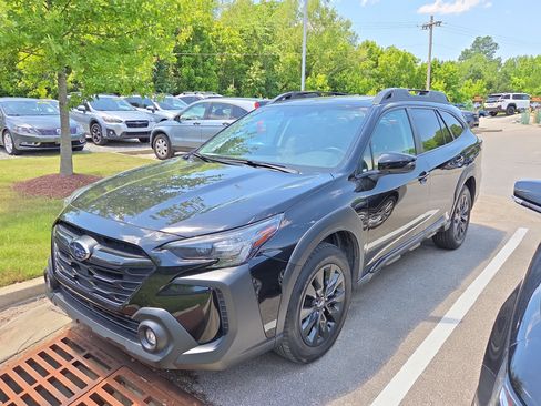 Used 2024 Subaru Outback Onyx Edition XT AWD/4WD image 4
