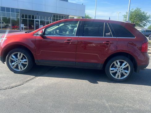 Used 2014 Ford Edge Limited w/ Equipment Group 302A AWD/4WD image 9