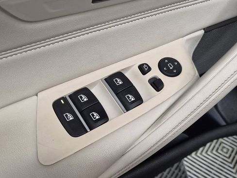 Used 2021 BMW 540i 540i w/ M Sport Package image 19