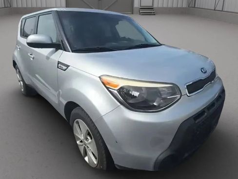 Used 2015 Kia Soul image 4