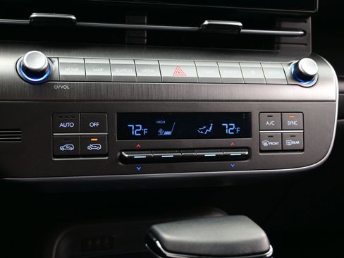 Certified 2026 Hyundai Kona SEL Sport AWD/4WD image 18