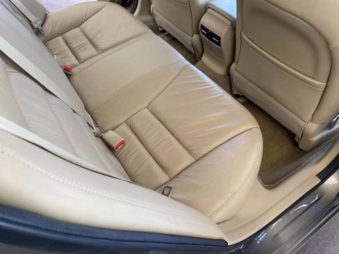 Used 2010 Honda Accord EX-L image 29