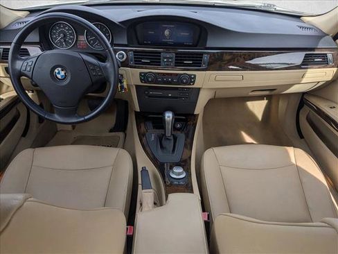 Used 2006 BMW 325i Sedan image 17