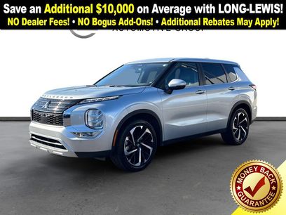 Used 2023 Mitsubishi Outlander SE
