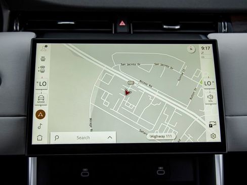 Used 2024 Land Rover Discovery Sport S image 18