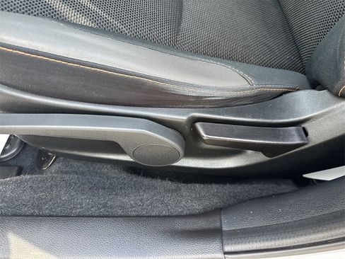 Used 2016 Subaru Crosstrek 2.0i Premium w/ Moonroof Package image 17