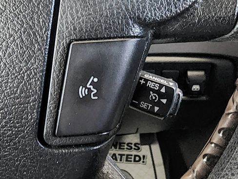 Used 2013 Toyota Tundra SR5 image 26