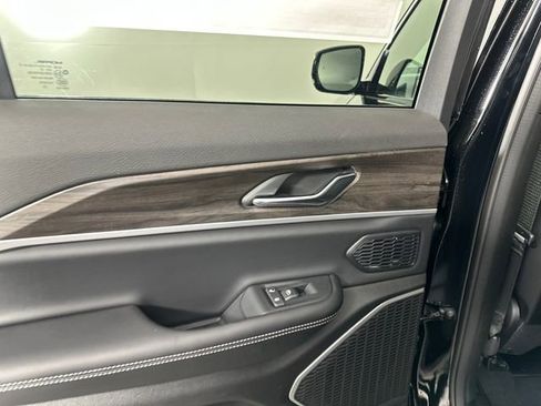 New 2026 Jeep Grand Cherokee Limited image 13