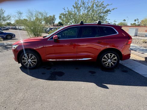 Used 2019 Volvo XC60 T8 Inscription w/ Advanced Package image 6