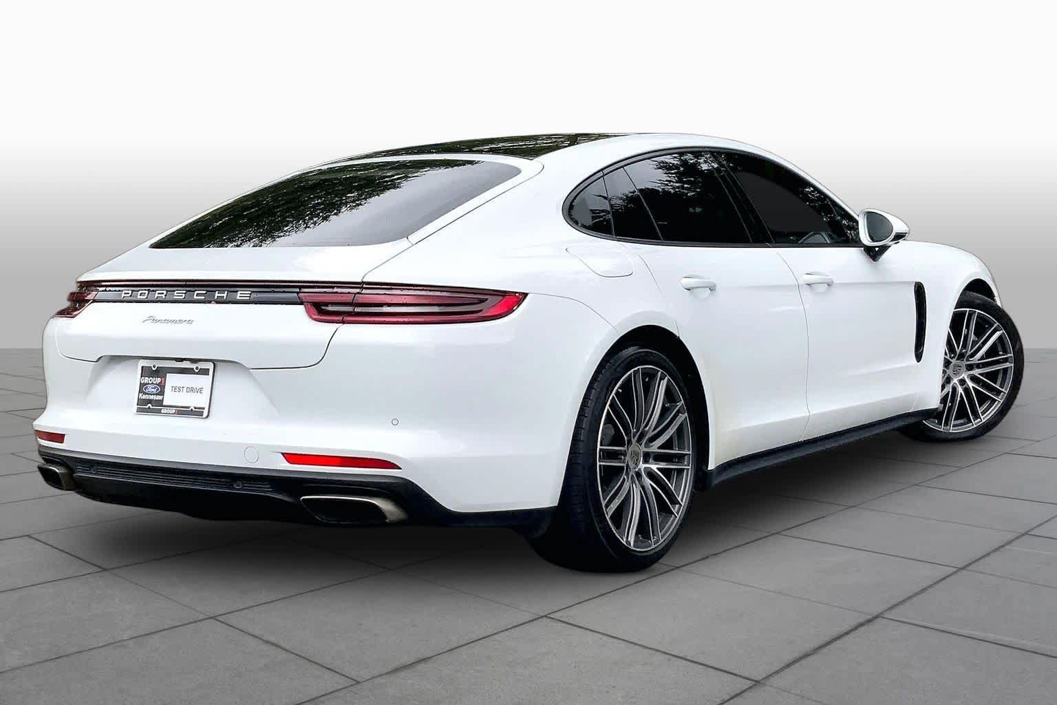 Used 2018 Porsche Panamera 4 AWD/4WD image 13
