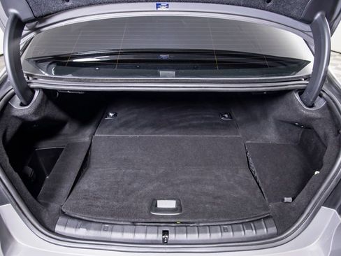 Used 2022 BMW 530e w/ Premium Package RWD image 8