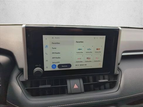 Certified 2025 Toyota RAV4 XLE FWD image 21