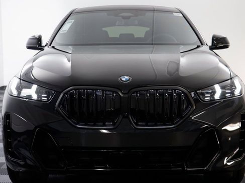 New 2026 BMW X6 xDrive40i w/ Climate Comfort Package image 22