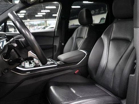 Used 2021 Audi Q7 3.0T Premium Plus w/ Executive Package AWD/4WD image 12