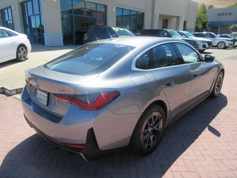 Used 2024 BMW i4 eDrive35 w/ Premium Package RWD image 2