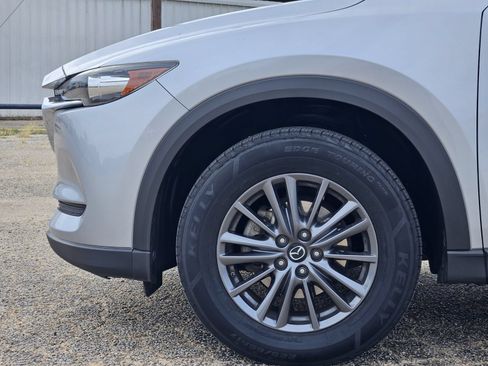 Used 2020 MAZDA CX-5 Touring FWD image 11