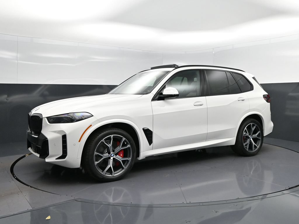 Used 2026 BMW X5 xDrive40i w/ M Sport Package AWD/4WD image 3