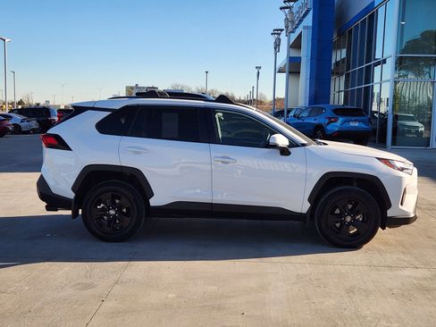 Used 2024 Toyota RAV4 XLE image 7