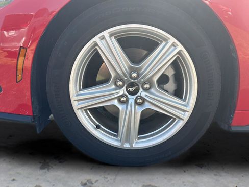 Used 2026 Ford Mustang Premium RWD image 9