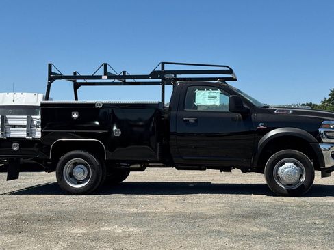 New 2025 RAM 5500 Tradesman w/ Chrome Appearance Group AWD/4WD image 3