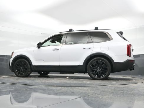 Used 2022 Kia Telluride EX w/ EX Premium Package image 40